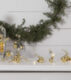 Světelný řetěz X-mas zlatý - Vánoční dekorace v podobě řetízku s hvězdami, baňkami a drobnými LED diodami. Ideální  k ozdobení stolu, zrcadla, okna, parapetu, police nebo na vánoční stromeček. Napájení z baterie. Vestavěný časovač.