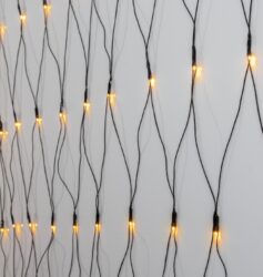 Světelná síť Golden Warm White 200 LED 300 cm x 300 cm - Světelný řetěz ve tvaru sítě s 200 teplými bílými LED žárovkami, které vytvoří krásné jemné světlem. Velikost sítě je 3x3m. Ideální pro dekoraci na vaší zahradě.