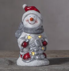 Sněhulák LED, Star Trading - Roztomilá figurka sněhuláka s LED podsvícením. Vyrobeno z kvalitní keramiky. U dětí velmi oblíbená dekorace, která krásně vyzdobí dětský pokojíček. Figurka vydává jemné teplé světlo. 

